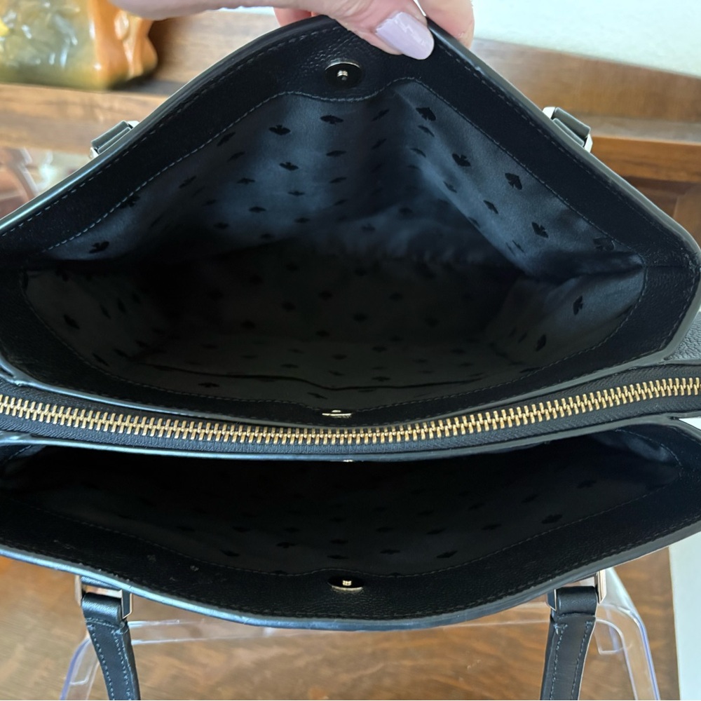 Kate Spade Monet, large triple compartment, tote, black leather pebbled - Picture 12 of 16